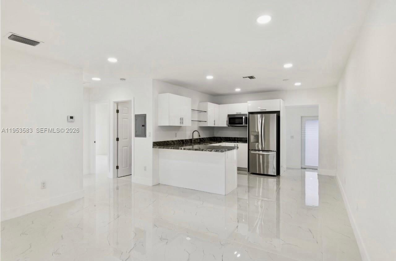 2722 Southwest 5th Street Miami, FL 33135 - Photo 14 of 20