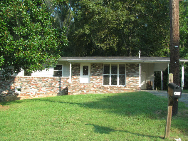 200 Hillside Road Oak Ridge, TN 37830 - Photo 1 of 6 047