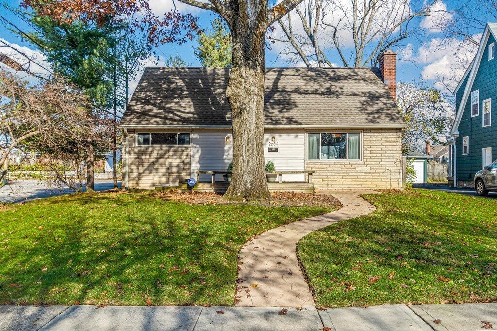 2654 Ruhl Avenue Columbus, OH 43209 - Photo 1 of 30 Exterior front