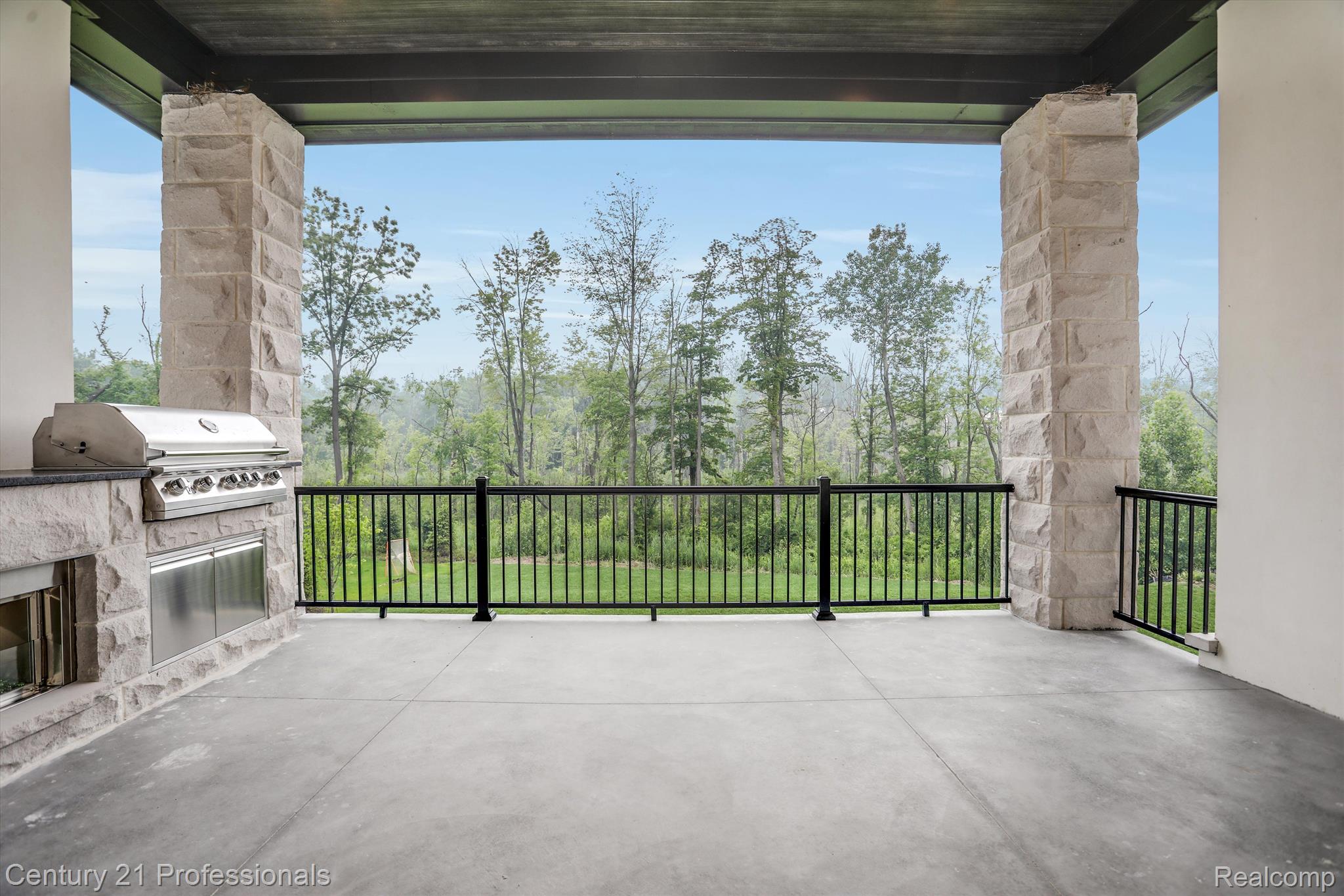 231 Enclave Drive Rochester, MI 48306 - Photo 30 of 80 Gallery Image 30