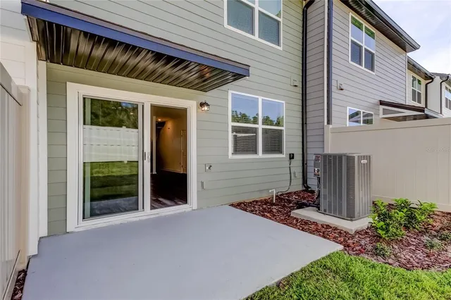 $1,850 | 11925 Sylvia Street, Dade City, FL 33525