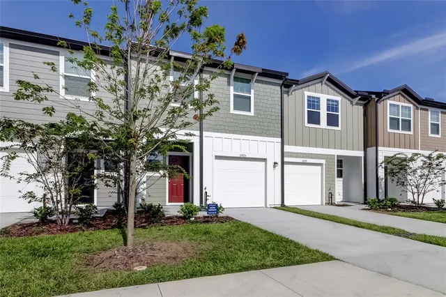 $1,850 | 11925 Sylvia Street, Dade City, FL 33525