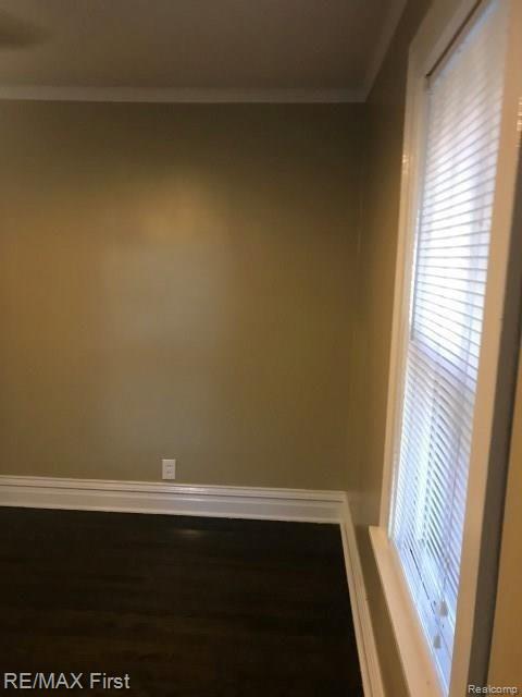 15521 Charles R Avenue Eastpointe, MI 48021 - Photo 42 of 84 Charles R (300).jpg