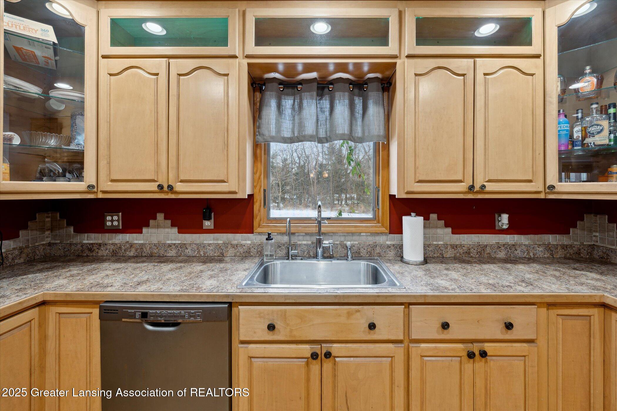 810 Tyrrell Road Bancroft, MI 48414 - Photo 14 of 64 16-810-Tyrrell-Rd-Bancroft-MI-48414-Wind
