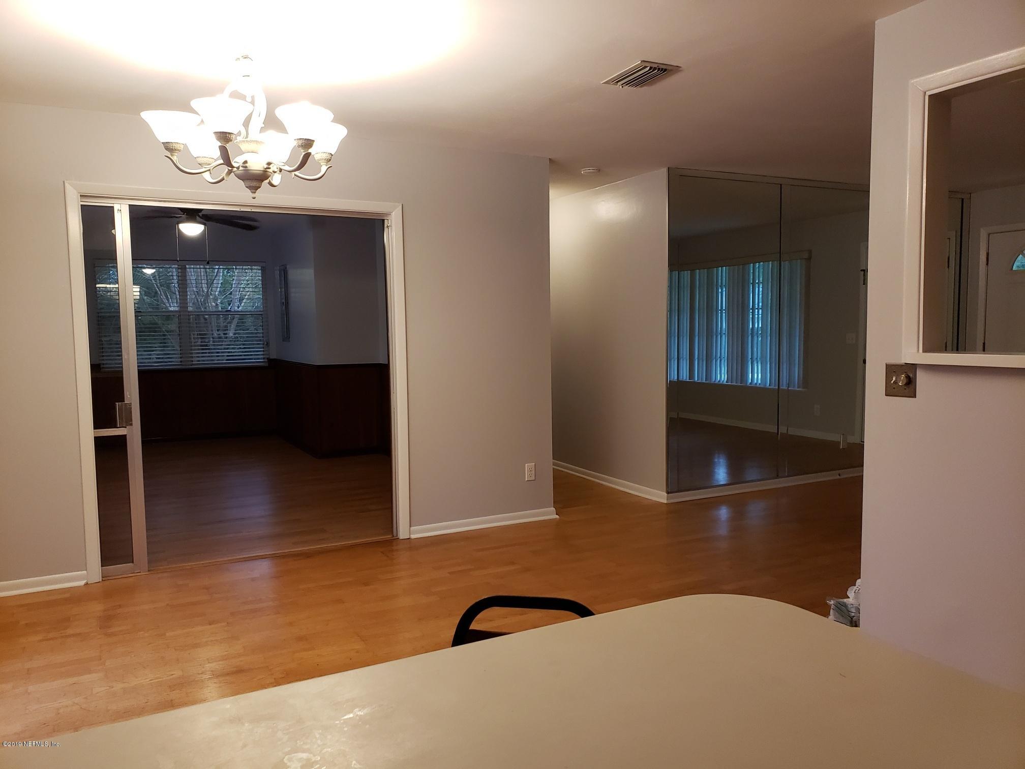 3968 Pritmore Road Jacksonville, FL 32257 - Photo 11 of 47 20191015_175053_resized_2