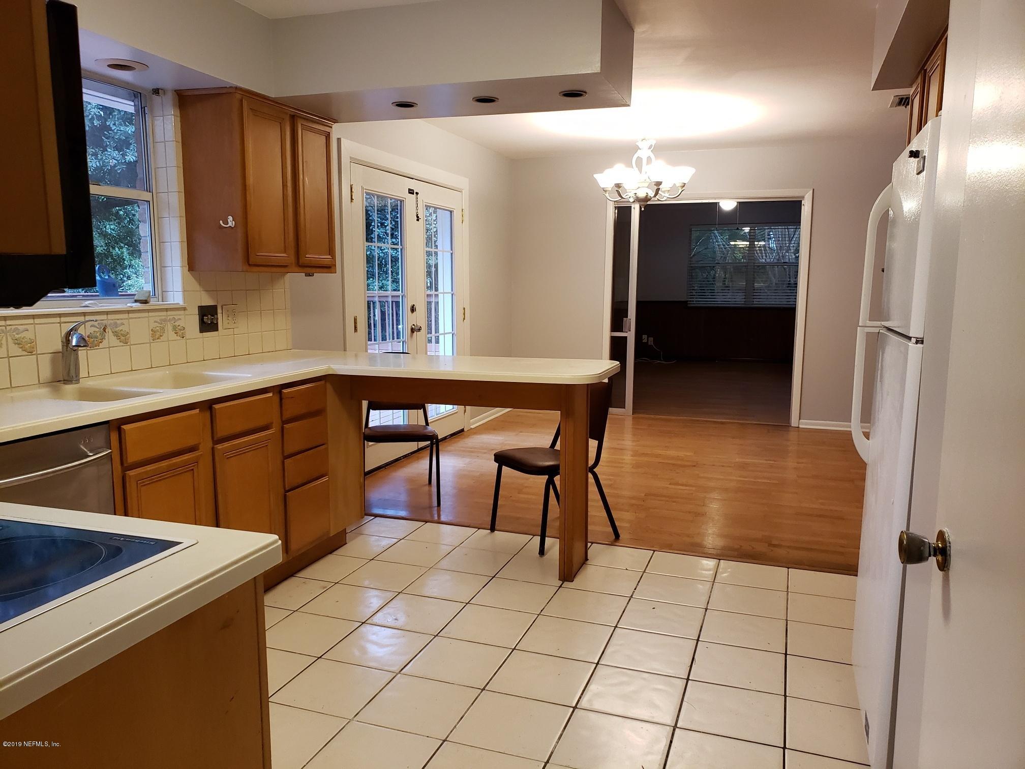 3968 Pritmore Road Jacksonville, FL 32257 - Photo 8 of 47 20191015_175035_resized_2