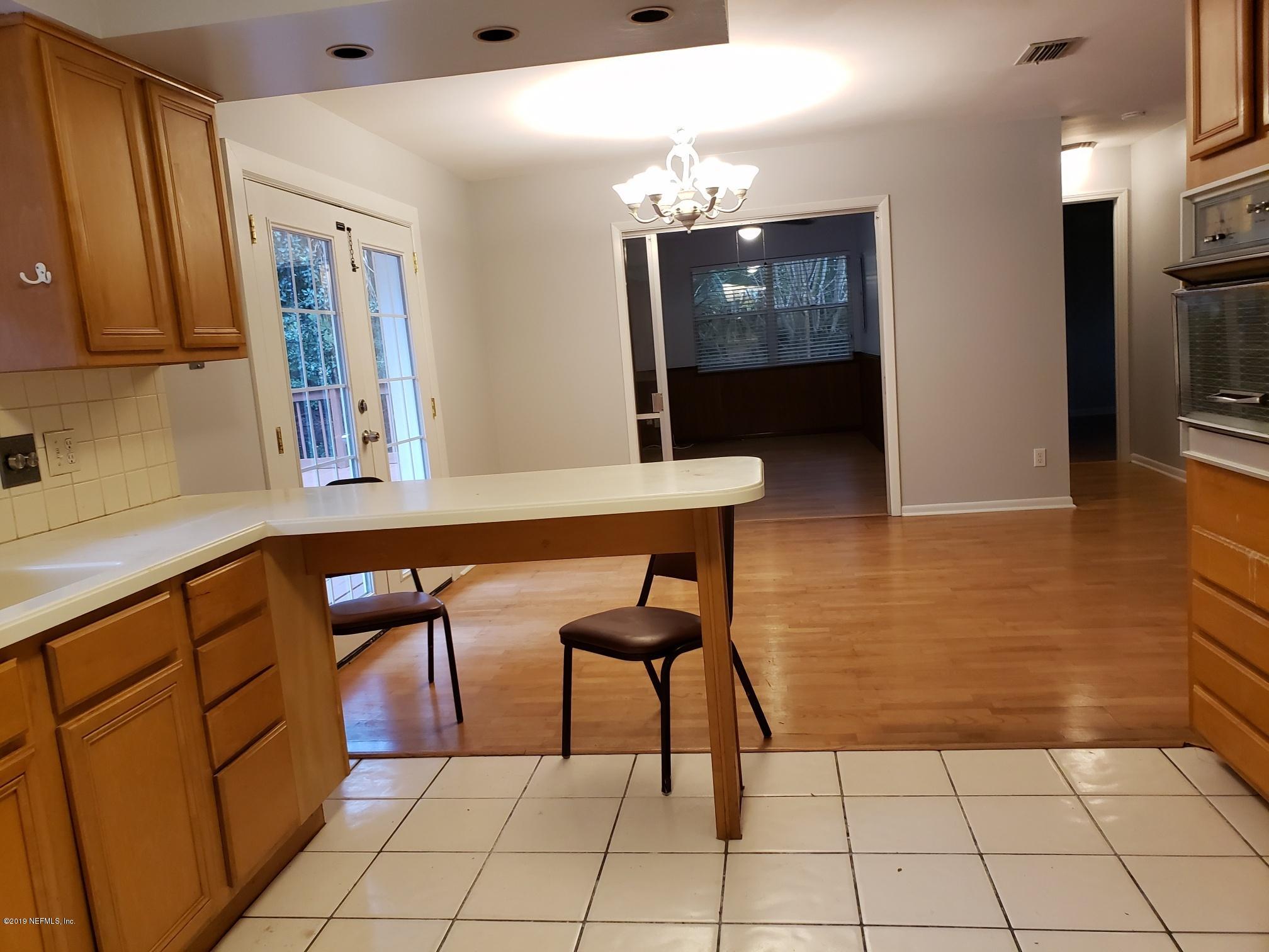3968 Pritmore Road Jacksonville, FL 32257 - Photo 9 of 47 20191015_175043_resized_2