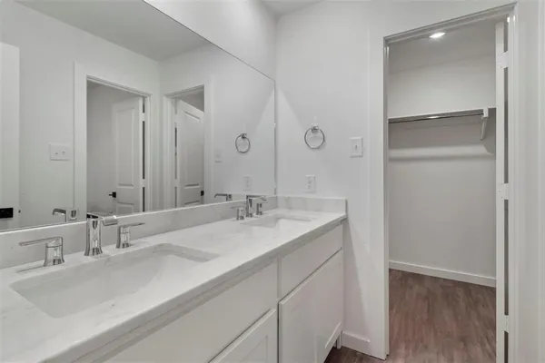 $1,475 | 719 Maple Row, Denison, TX 75021