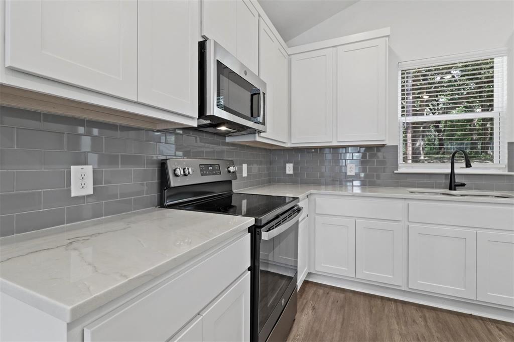 719 Maple Row Denison, TX 75021 - Photo 5 of 17