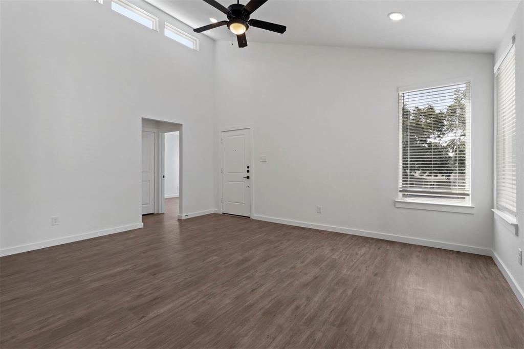 719 Maple Row Denison, TX 75021 - Photo 9 of 17