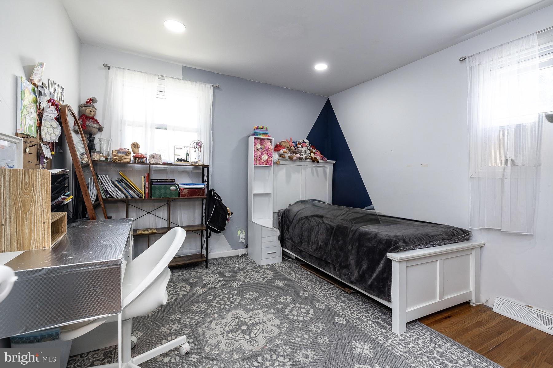 109 Surrey Road Voorhees, NJ 08043 - Photo 36 of 43