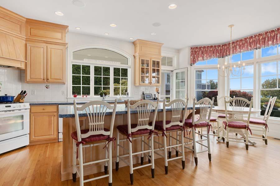 71 Stage Harbor Road Chatham, MA 02633 - Photo 16 of 59 71StaLR-33