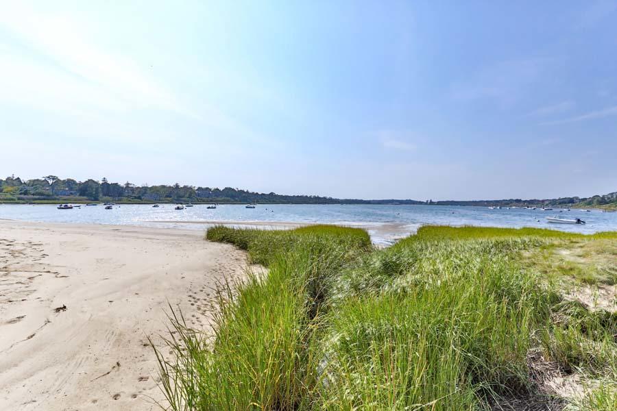 71 Stage Harbor Road Chatham, MA 02633 - Photo 53 of 59 71StaLR-88