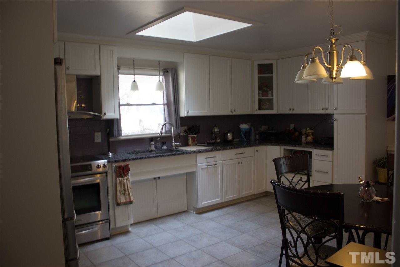 611 Ranch Farm Road Raleigh, NC 27603 - Photo 11 of 25