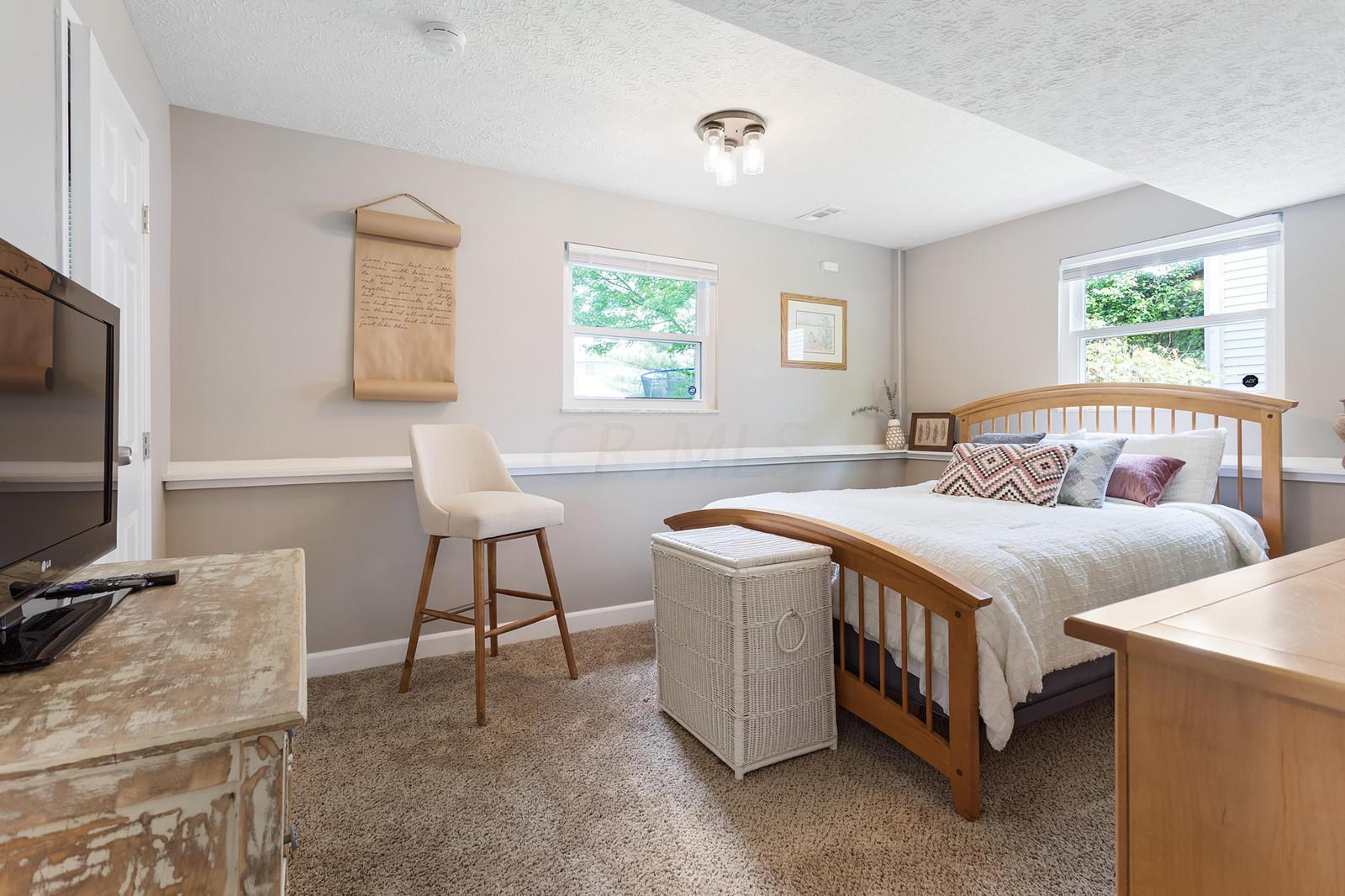 3946 Antrim Road Columbus, OH 43221 - Photo 14 of 28 Gallery Image 14