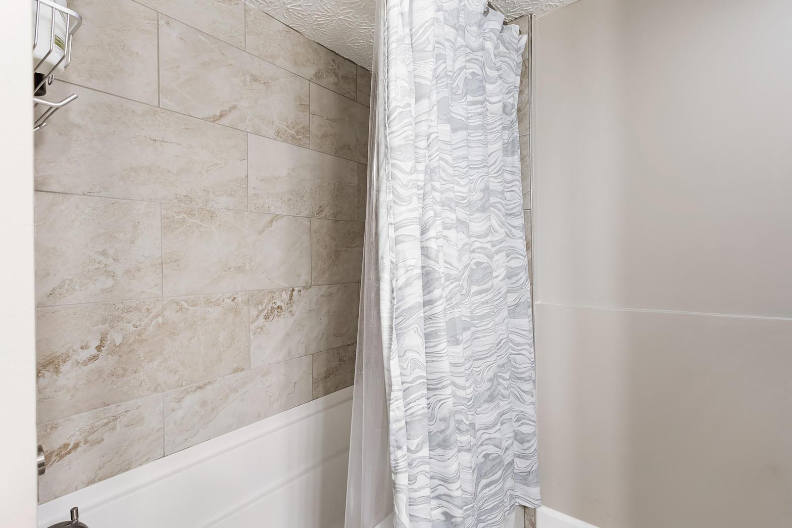 3946 Antrim Road Columbus, OH 43221 - Photo 15 of 28 Gallery Image 15