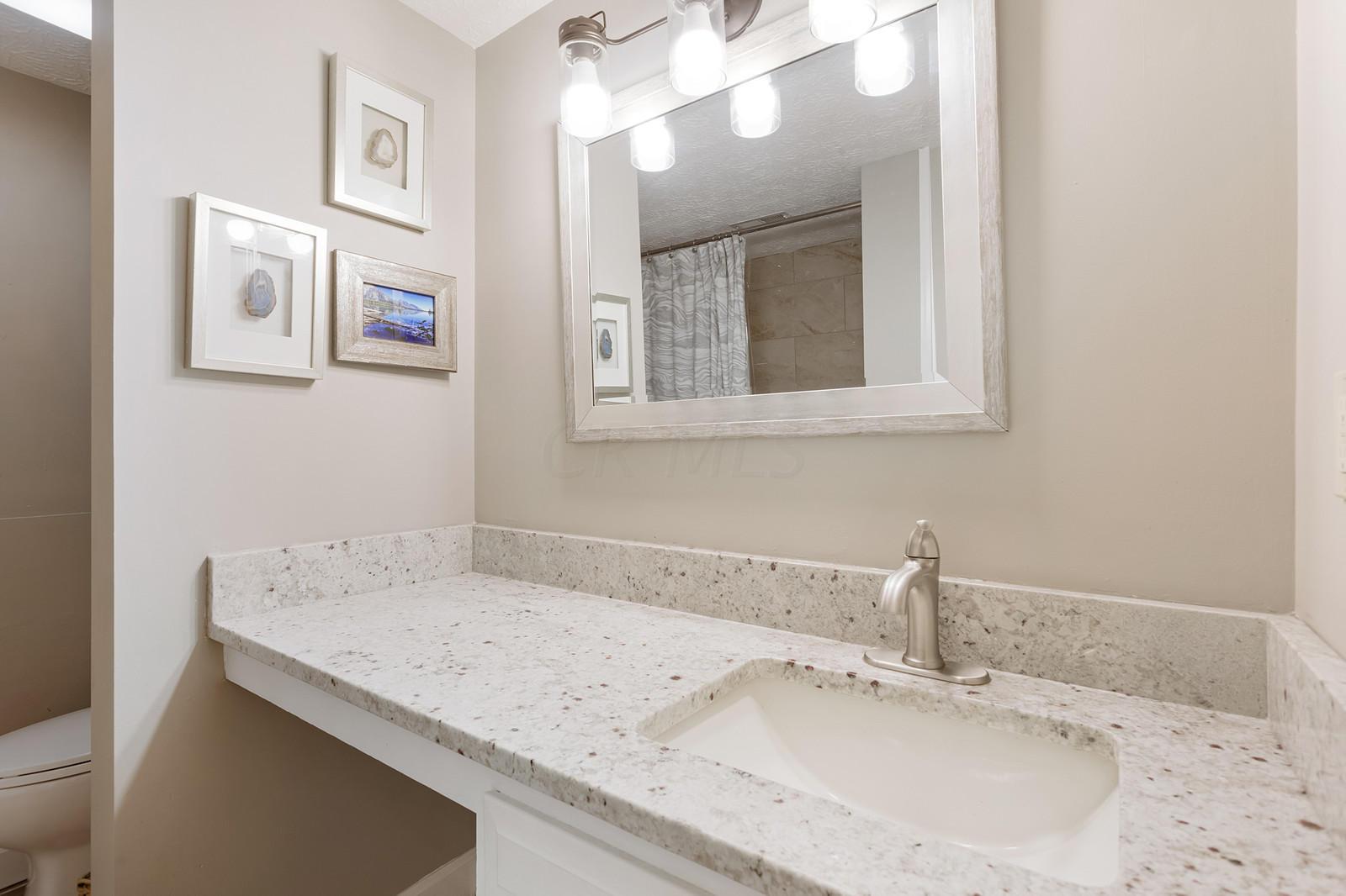 3946 Antrim Road Columbus, OH 43221 - Photo 16 of 28 Gallery Image 16