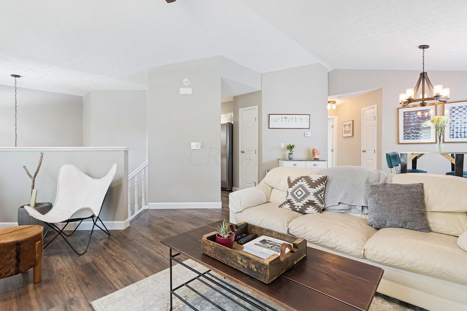 3946 Antrim Road Columbus, OH 43221 - Photo 4 of 28 Gallery Image 4