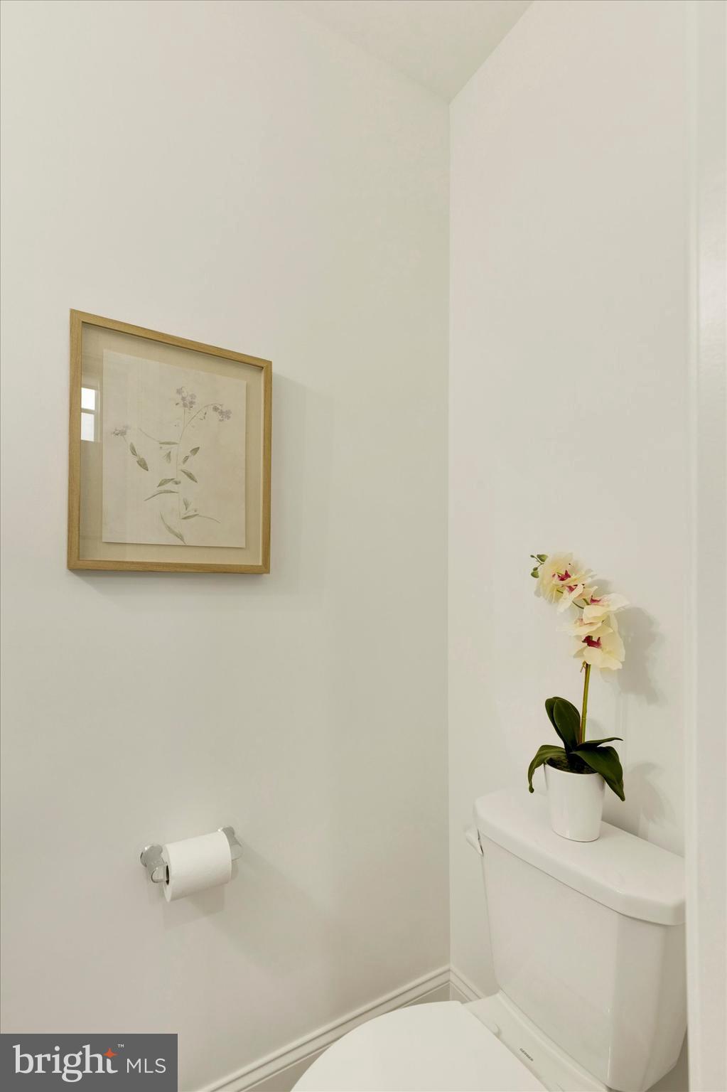 1033 Lititz Bend Drive Lititz, PA 17543 - Photo 30 of 58 Powder room