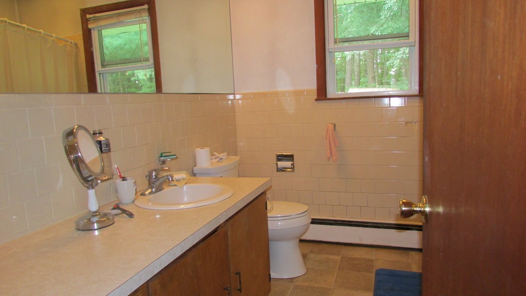 55 Nashua Road Pepperell, MA 01463 - Photo 13 of 28