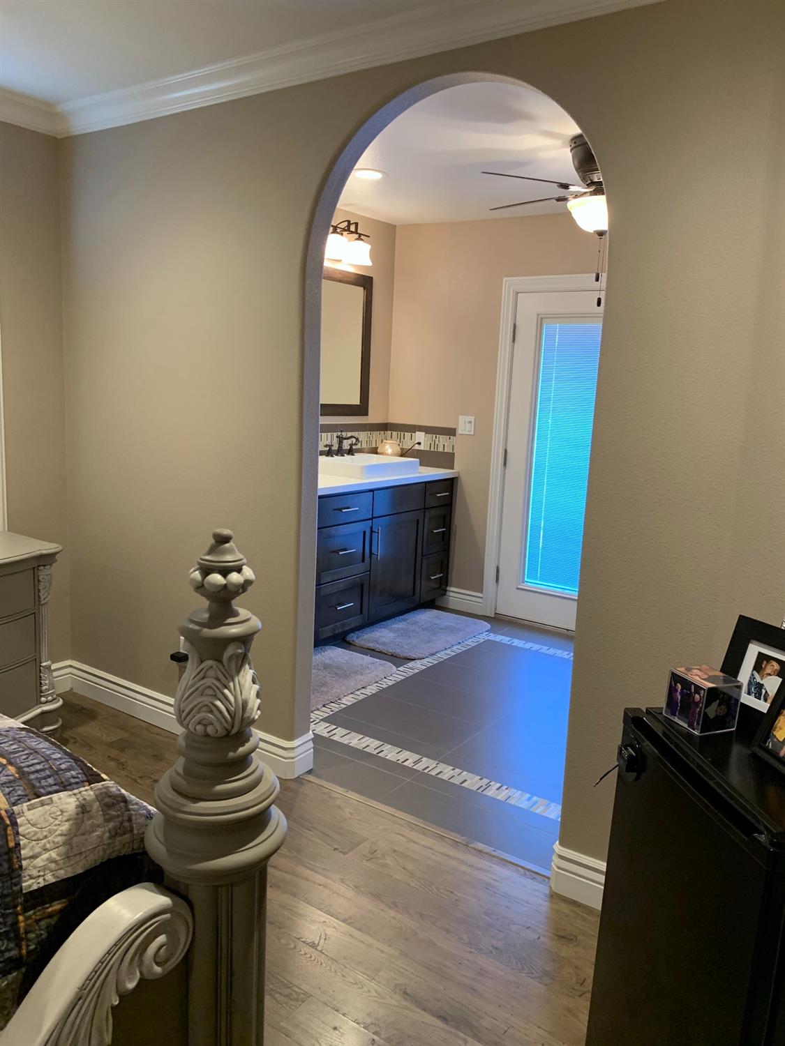 16760 West Hanford Armona Road Lemoore, CA 93245 - Photo 24 of 36 a room with furniture and a wooden floor