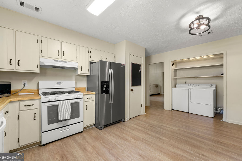 528 Raintree Drive Jonesboro, GA 30238 - Photo 15 of 23