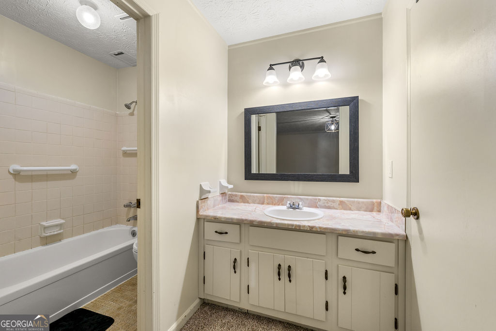 528 Raintree Drive Jonesboro, GA 30238 - Photo 20 of 23