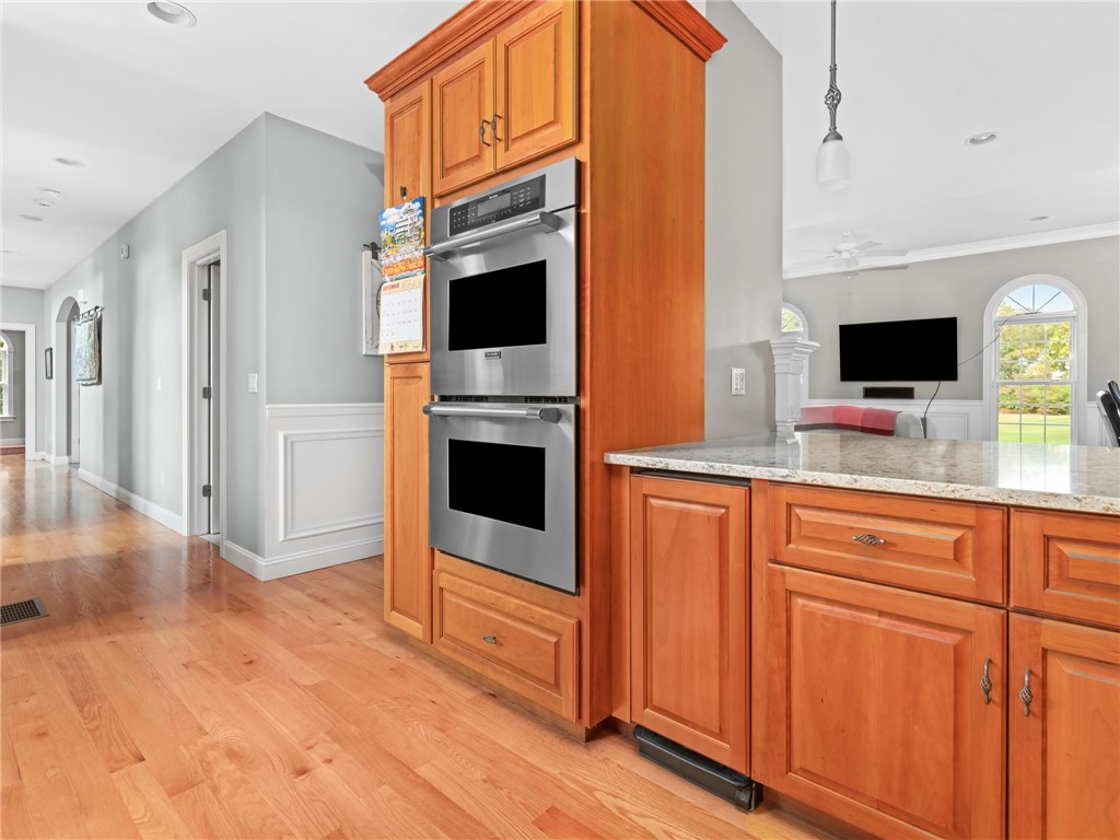 51 Reservoir Road Cumberland, RI 02864 - Photo 11 of 50