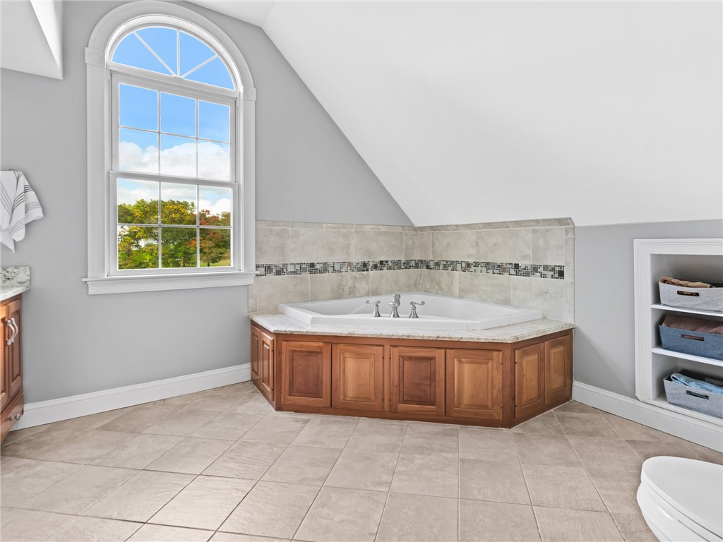 51 Reservoir Road Cumberland, RI 02864 - Photo 24 of 50