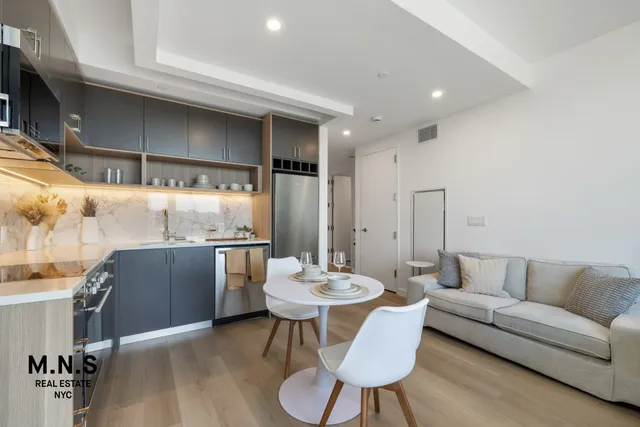 $2,903 | 72-01 Queens Boulevard, Unit 736 | Woodside