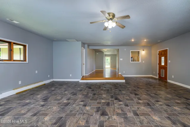 $1,800 | 103 Elizabeth Street, Havelock, NC 28532