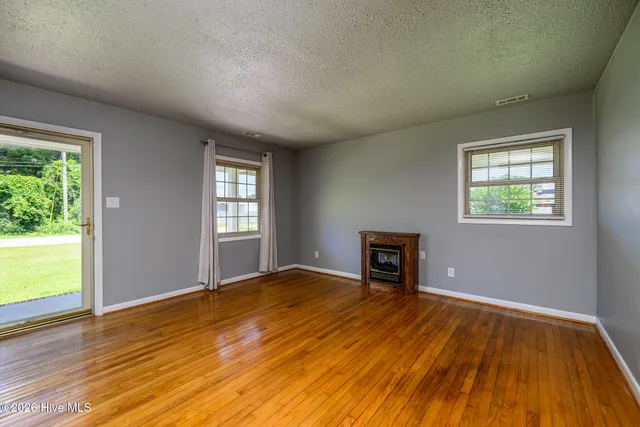 $1,800 | 103 Elizabeth Street, Havelock, NC 28532