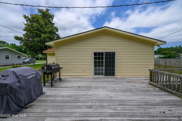 $1,800 | 103 Elizabeth Street, Havelock, NC 28532