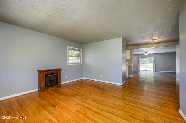 $1,800 | 103 Elizabeth Street, Havelock, NC 28532