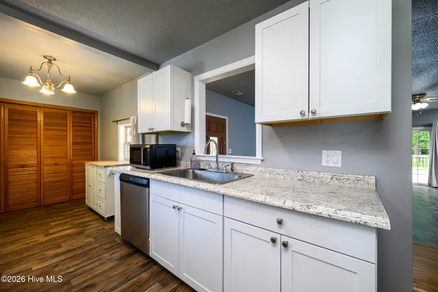 $1,800 | 103 Elizabeth Street, Havelock, NC 28532