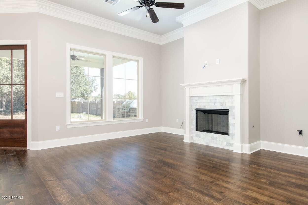 337 Camus Road Lafayette, LA 70503 - Photo 3 of 22 Gallery Image 3