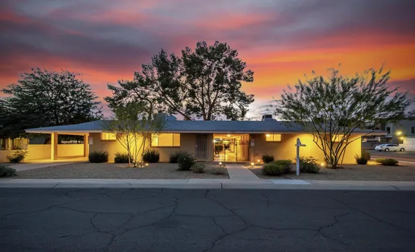 $1,450 | 6242 North 12th Place, Unit 4, Phoenix, AZ 85014