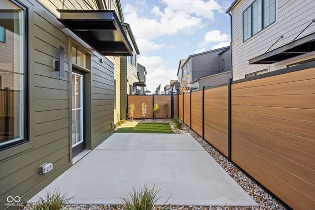 $550,000 | 1679 Coach Drive, Westfield, IN 46074