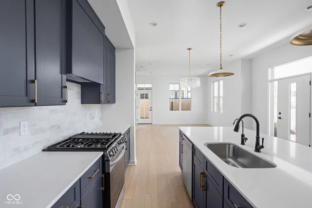 $550,000 | 1679 Coach Drive, Westfield, IN 46074