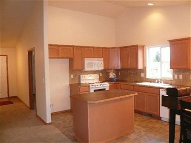 729 East Silver Pine Road Colbert, WA 99005 - Photo 4 of 7