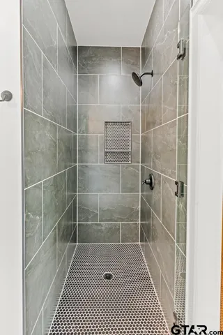 a view of walk in closet