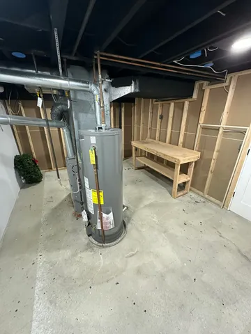 $229,900 | 34574 Maple Ln Drive, Sterling Heights, MI 48312