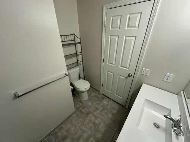 $229,900 | 34574 Maple Ln Drive, Sterling Heights, MI 48312