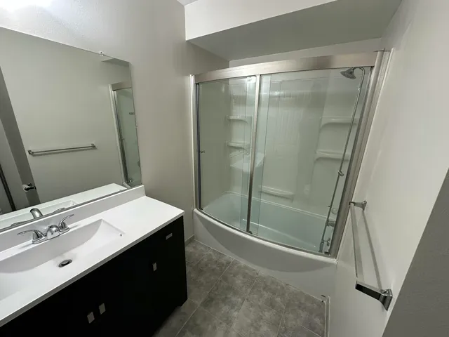 $229,900 | 34574 Maple Ln Drive, Sterling Heights, MI 48312