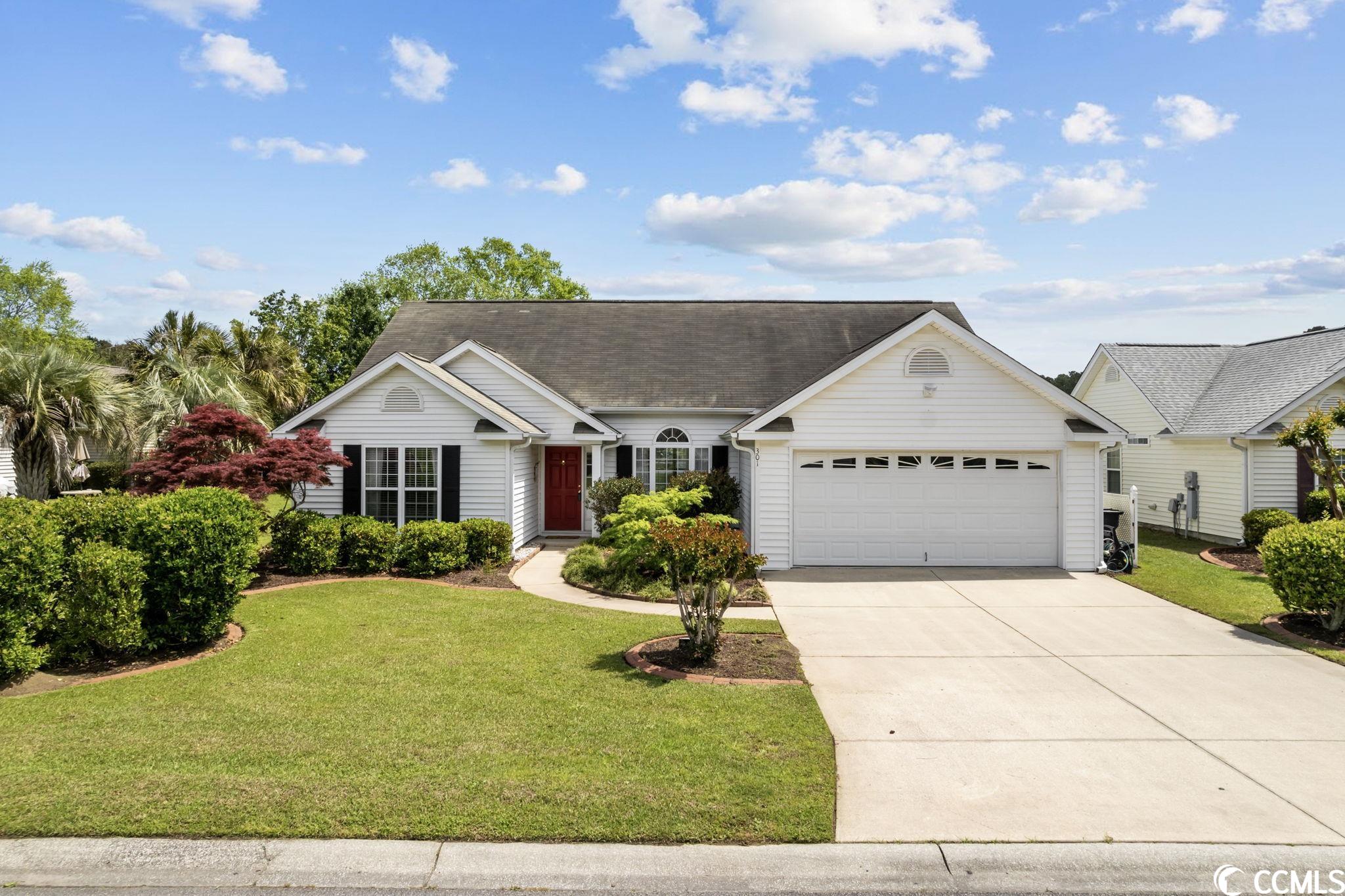301 Chastain Court Murrells Inlet, SC 29576 - Photo 2 of 40