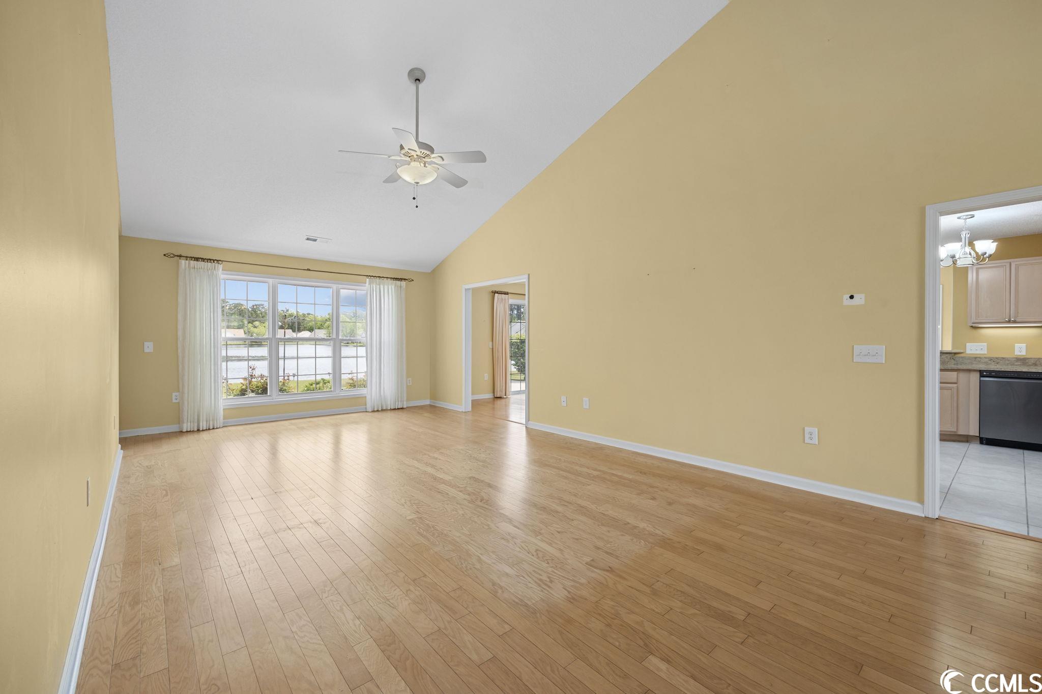 301 Chastain Court Murrells Inlet, SC 29576 - Photo 7 of 40