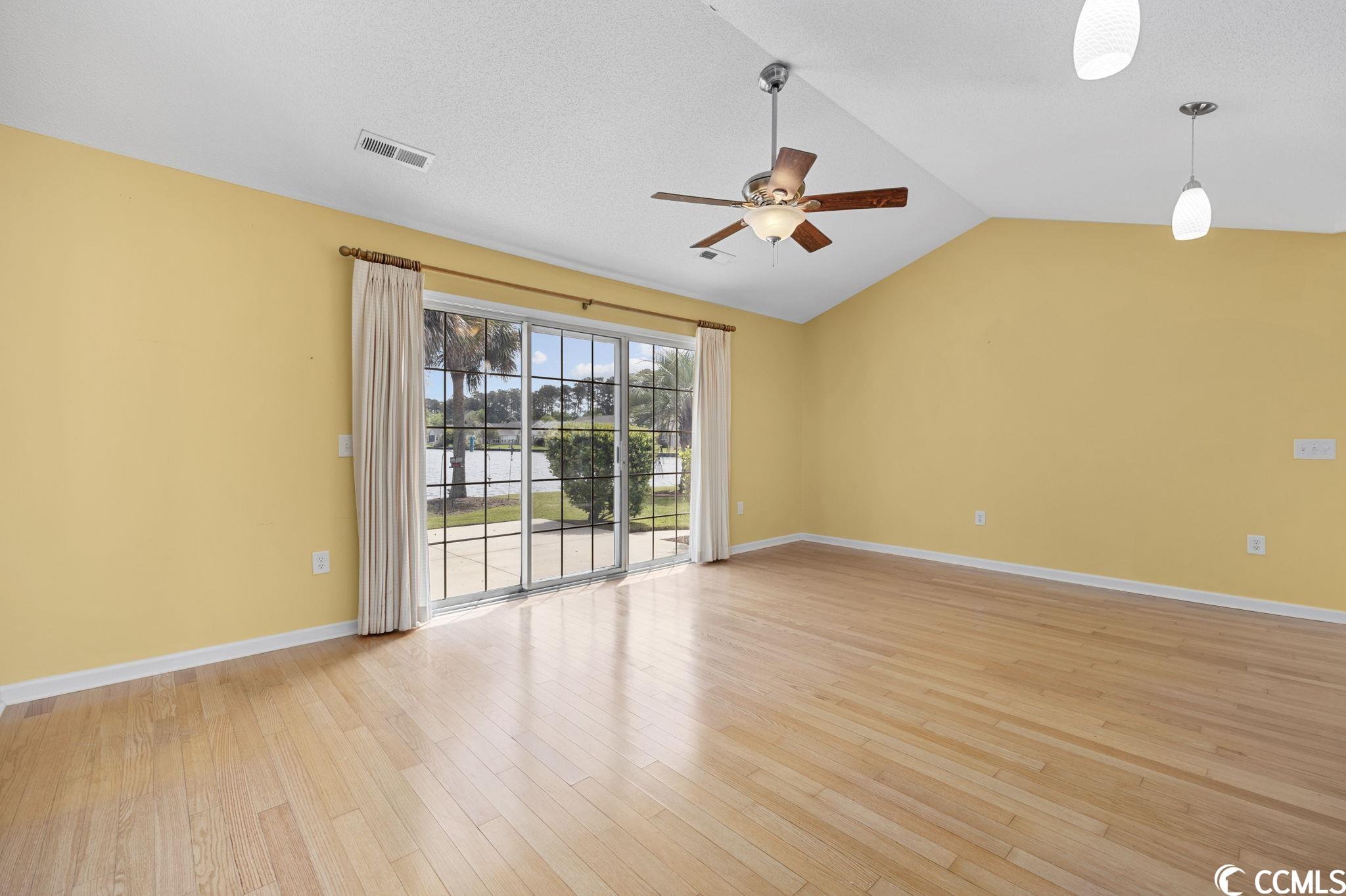 301 Chastain Court Murrells Inlet, SC 29576 - Photo 9 of 40
