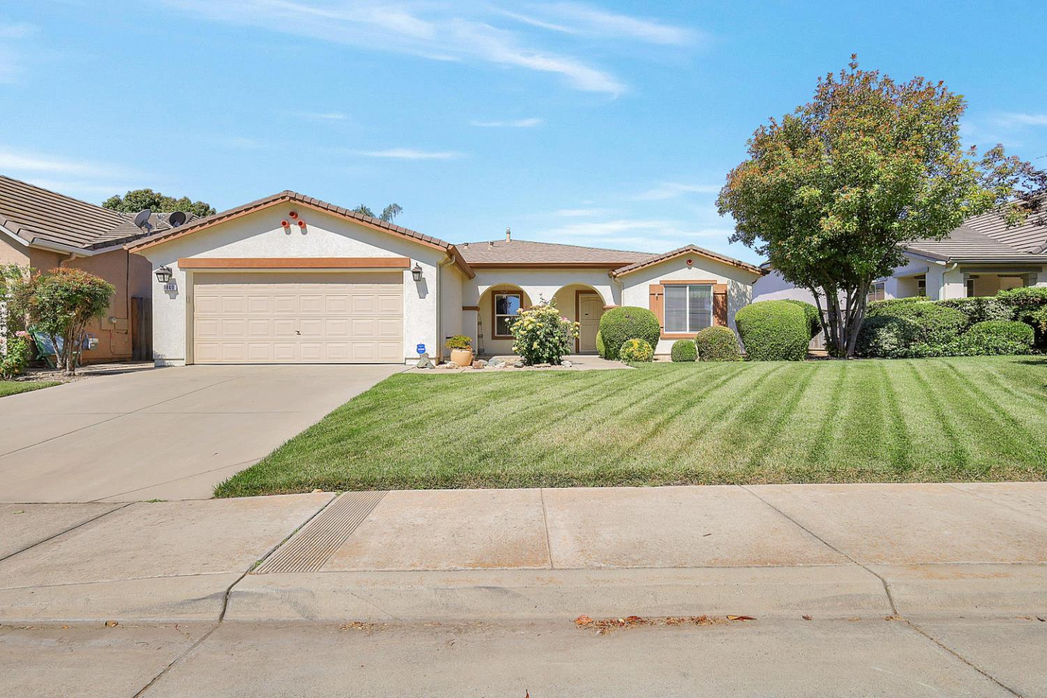 9840 Ellis Way Live Oak, CA 95953 - Photo 1 of 44 a view of a house with a yard and large tree