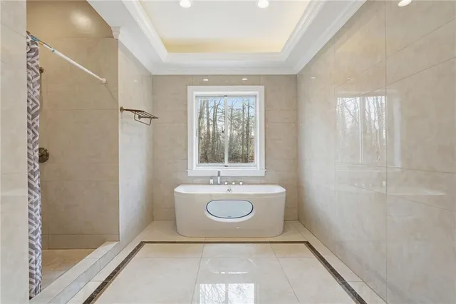 $775,000 | 6831 Augusta Manor, Suwanee, GA 30024