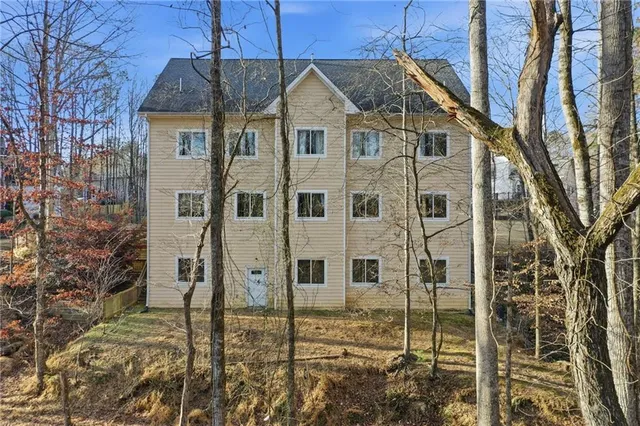 $775,000 | 6831 Augusta Manor, Suwanee, GA 30024